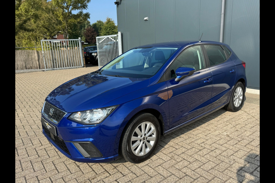Seat Ibiza 1.0 TSI Style * Navigatie * Camera * Lichtmetalen Velgen * Cruise Control *