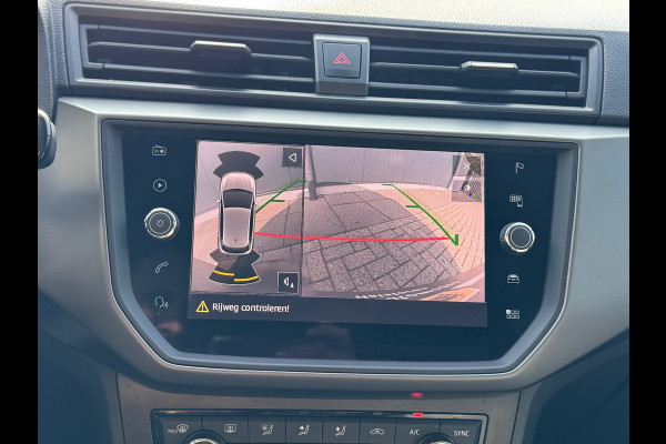 Seat Ibiza 1.0 TSI Style * Navigatie * Camera * Lichtmetalen Velgen * Cruise Control *
