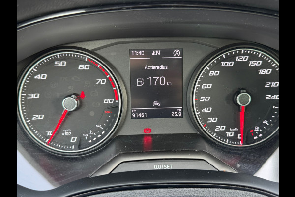 Seat Ibiza 1.0 TSI Style * Navigatie * Camera * Lichtmetalen Velgen * Cruise Control *