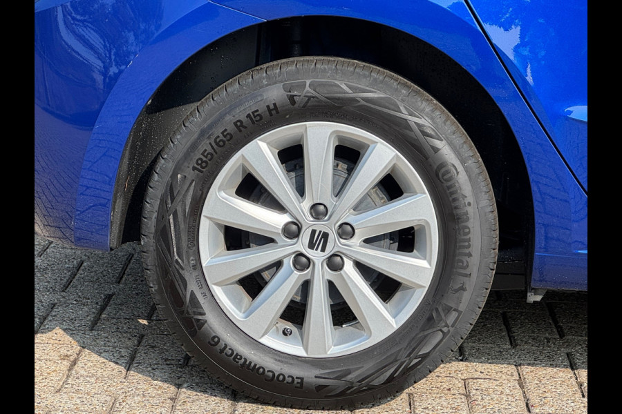 Seat Ibiza 1.0 TSI Style * Navigatie * Camera * Lichtmetalen Velgen * Cruise Control *
