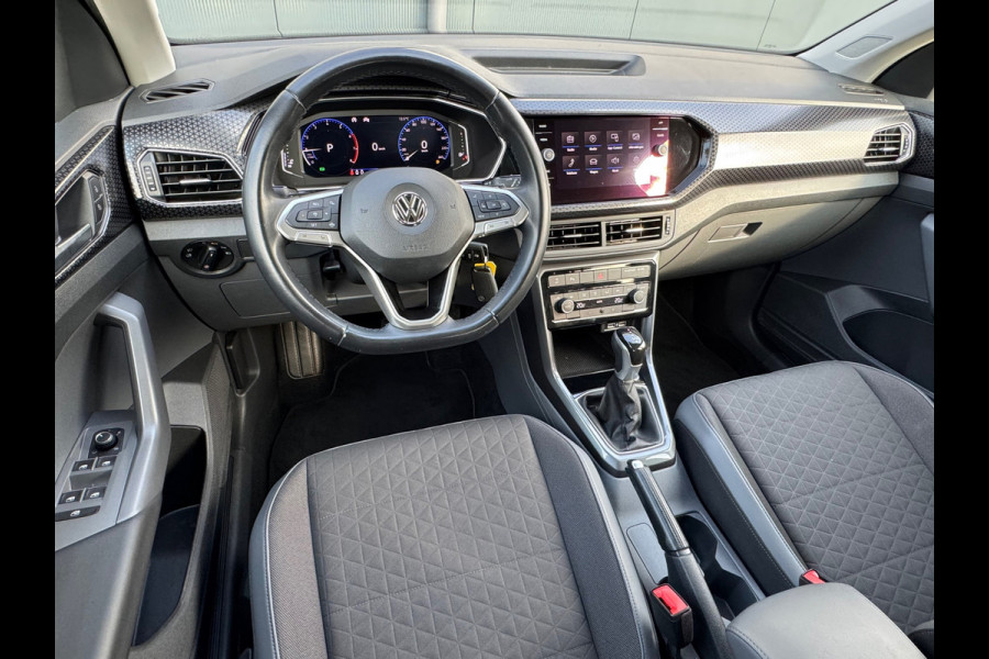 Volkswagen T-Cross 1.0 TSI Style * Virtual Cockpit * Led * Lichtmetalen Velgen