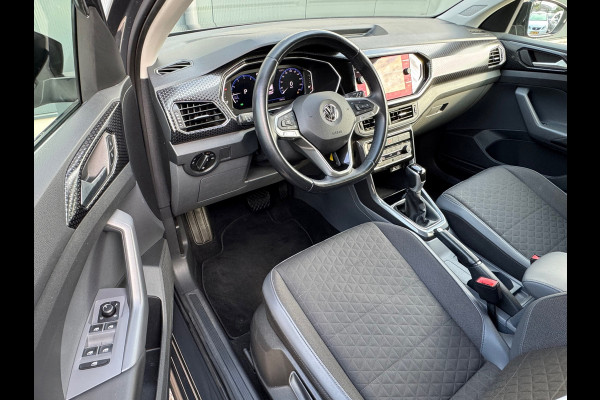 Volkswagen T-Cross 1.0 TSI Style * Virtual Cockpit * Led * Lichtmetalen Velgen