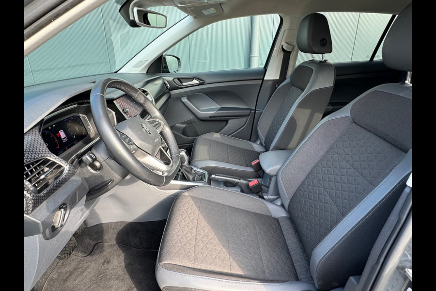 Volkswagen T-Cross 1.0 TSI Style * Virtual Cockpit * Led * Lichtmetalen Velgen
