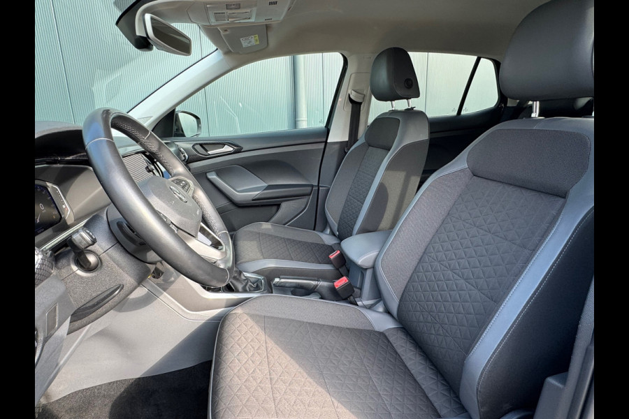 Volkswagen T-Cross 1.0 TSI Style * Virtual Cockpit * Led * Lichtmetalen Velgen