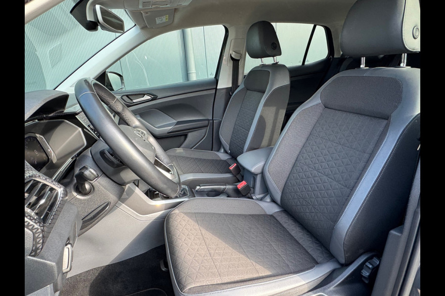 Volkswagen T-Cross 1.0 TSI Style * Virtual Cockpit * Led * Lichtmetalen Velgen