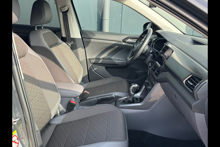 Volkswagen T-Cross 1.0 TSI Style * Virtual Cockpit * Led * Lichtmetalen Velgen