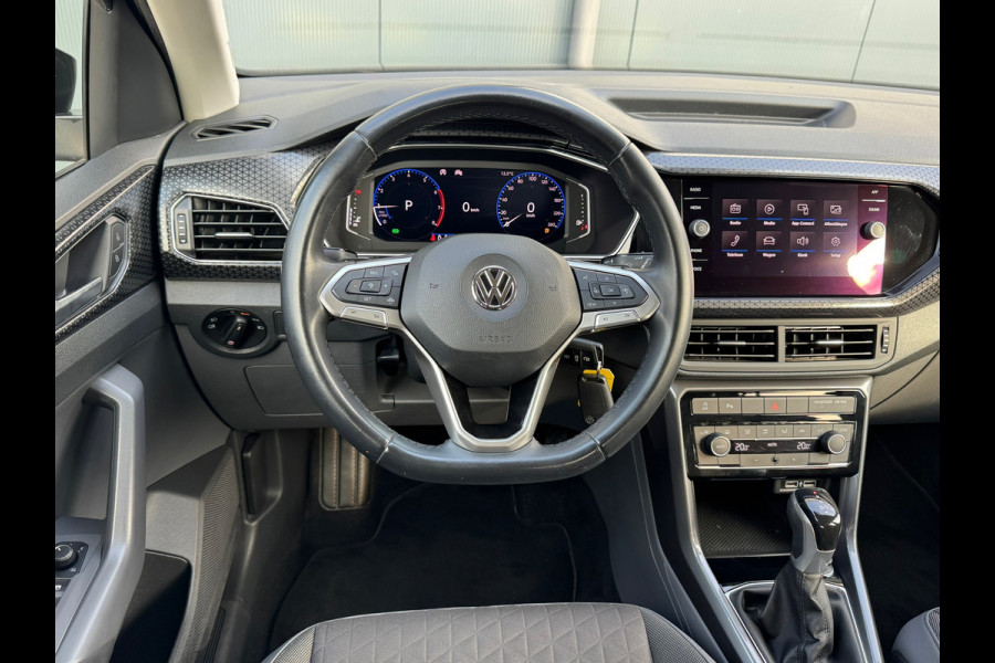 Volkswagen T-Cross 1.0 TSI Style * Virtual Cockpit * Led * Lichtmetalen Velgen