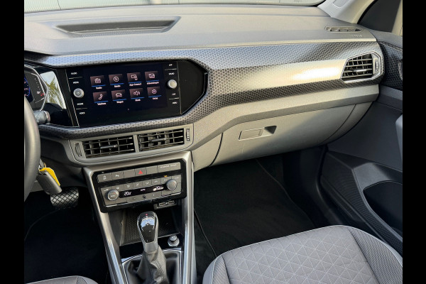 Volkswagen T-Cross 1.0 TSI Style * Virtual Cockpit * Led * Lichtmetalen Velgen