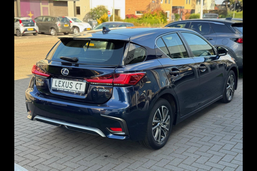 Lexus CT 200h Ultimate Edition | Eerste eigenaar, Schuifdak, Groot scherm, Parkeersensoren, Keyless, Adaptive cruise control, Navigatie,