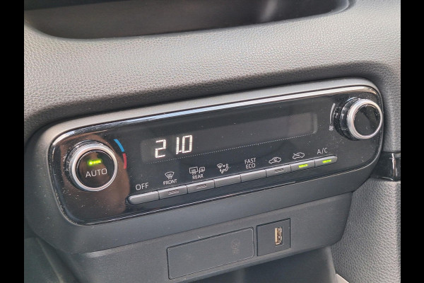 Toyota Yaris 1.5 Hybrid Dynamic | Apple CarPlay/Android auto, Lichtmetalen velgen, Keyless, Privacy Glass, LED, Navigatie