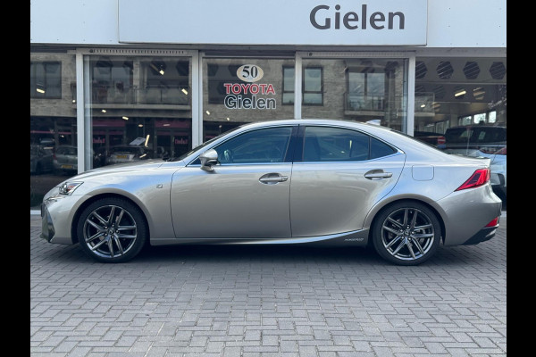 Lexus IS 300h F Sport Line | Schuifdak, Trekhaak, Premium Navigatie, Stoelverwarming, Half leer, Parkeersensoren, Adaptive cruise control