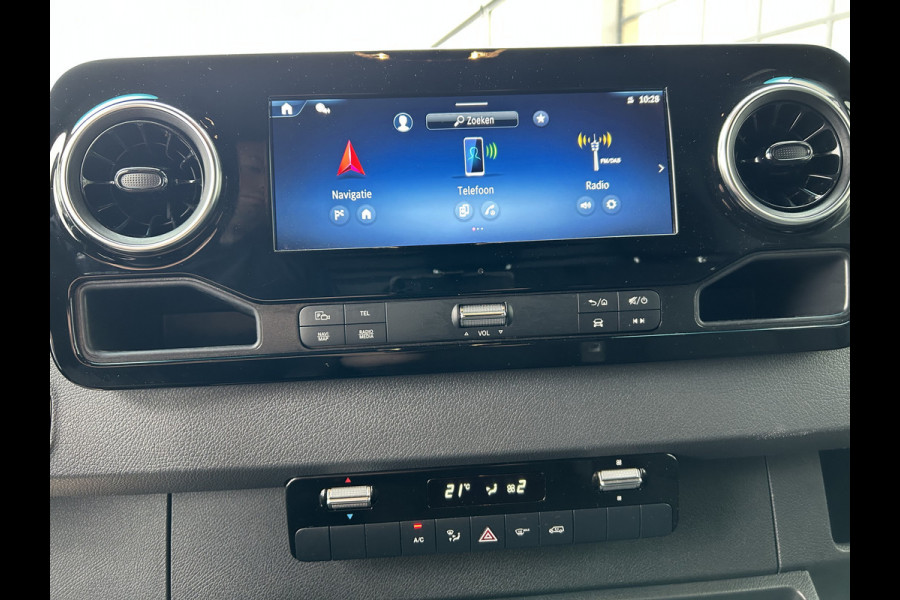 Mercedes-Benz Sprinter 317 CDI L2 H2 PRO Facelift / LED / MBUX / Navigatie / Camera / Parkeersensoren / Cruise control / Airco / 270 Graden achterdeure