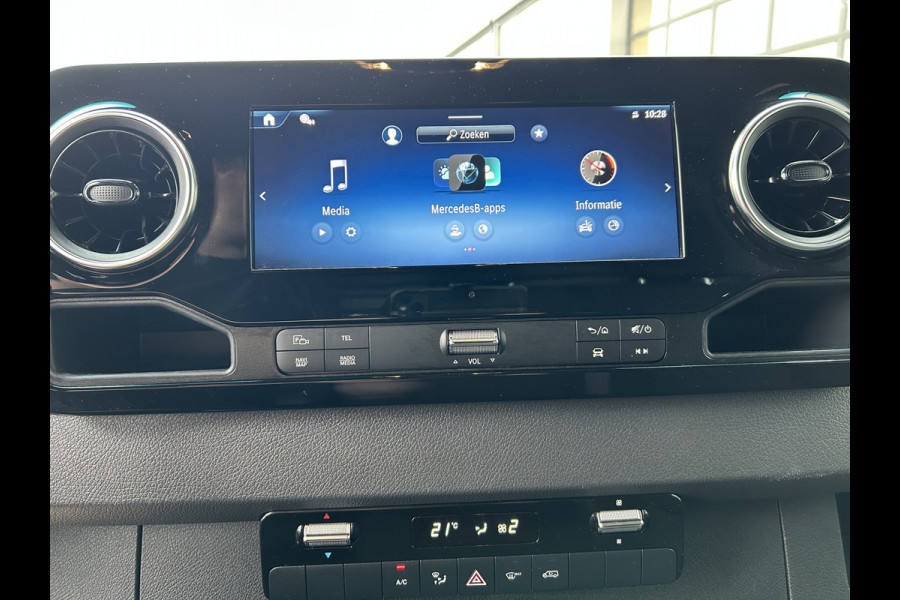 Mercedes-Benz Sprinter 317 CDI L2 H2 PRO Facelift / LED / MBUX / Navigatie / Camera / Parkeersensoren / Cruise control / Airco / 270 Graden achterdeure