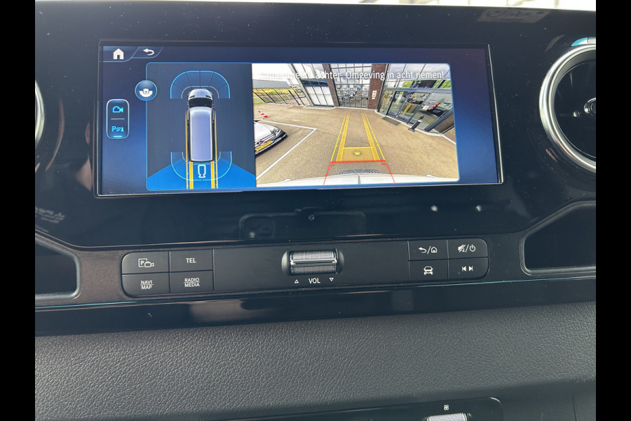 Mercedes-Benz Sprinter 317 CDI L2 H2 PRO Facelift / LED / MBUX / Navigatie / Camera / Parkeersensoren / Cruise control / Airco / 270 Graden achterdeure
