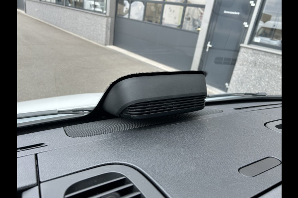 Mercedes-Benz Sprinter 317 CDI L2 H2 PRO Facelift / LED / MBUX / Navigatie / Camera / Parkeersensoren / Cruise control / Airco / 270 Graden achterdeure