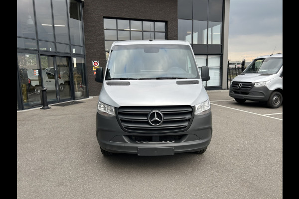 Mercedes-Benz Sprinter 315 CDI L2 H1 RWD / MBUX / Camera / Carplay navigatie / Airco / 270 Graden achterdeuren