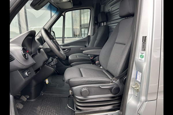 Mercedes-Benz Sprinter 315 CDI L2 H1 RWD / MBUX / Camera / Carplay navigatie / Airco / 270 Graden achterdeuren