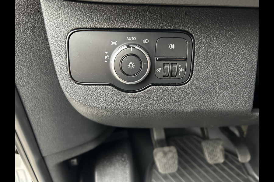 Mercedes-Benz Sprinter 315 CDI L2 H1 RWD / MBUX / Camera / Carplay navigatie / Airco / 270 Graden achterdeuren
