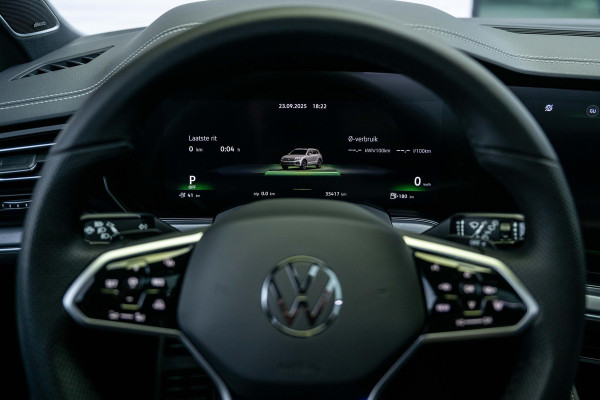 Volkswagen Touareg 3.0 TSI eHybrid R 4M Nightvision DynAudio Trekhaak