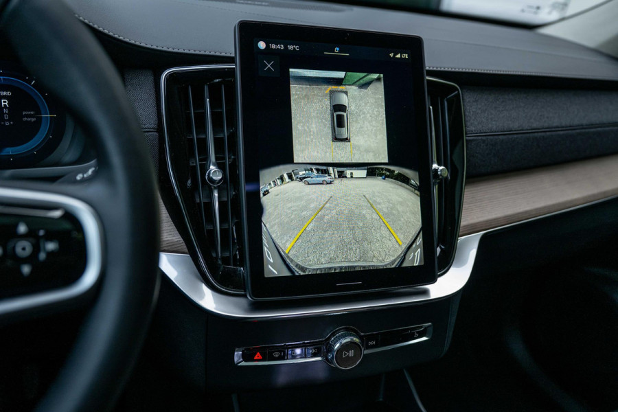 Volvo XC90 2.0 T8 Recharge AWD Ultra Bright Luchtvering Pano