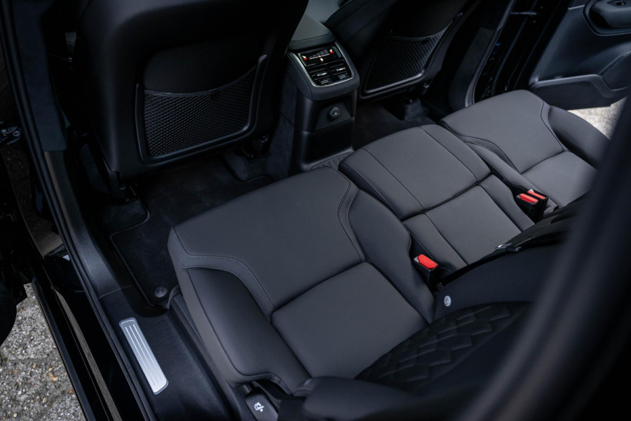 Volvo XC90 2.0 T8 Recharge AWD Ultra Bright Luchtvering Pano