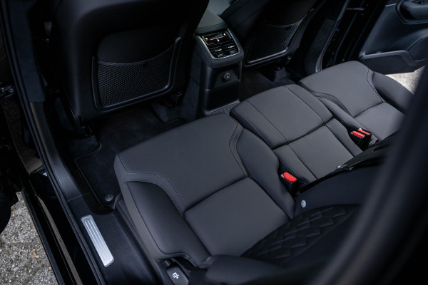 Volvo XC90 2.0 T8 Recharge AWD Ultra Bright Luchtvering Pano