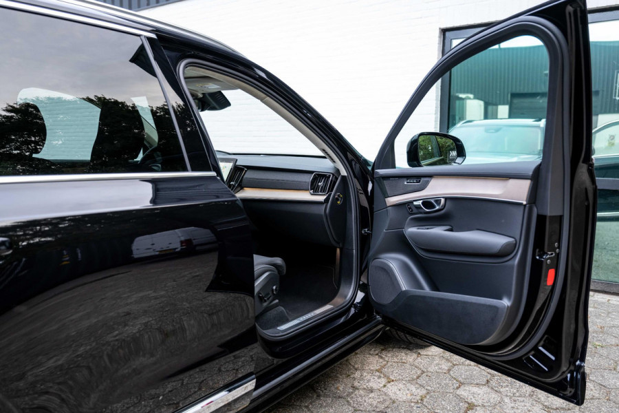Volvo XC90 2.0 T8 Recharge AWD Ultra Bright Luchtvering Pano