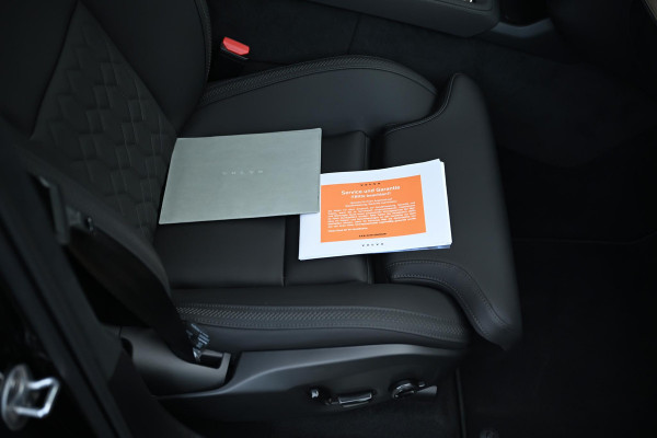 Volvo XC90 2.0 T8 Recharge AWD Ultra Bright Luchtvering Pano