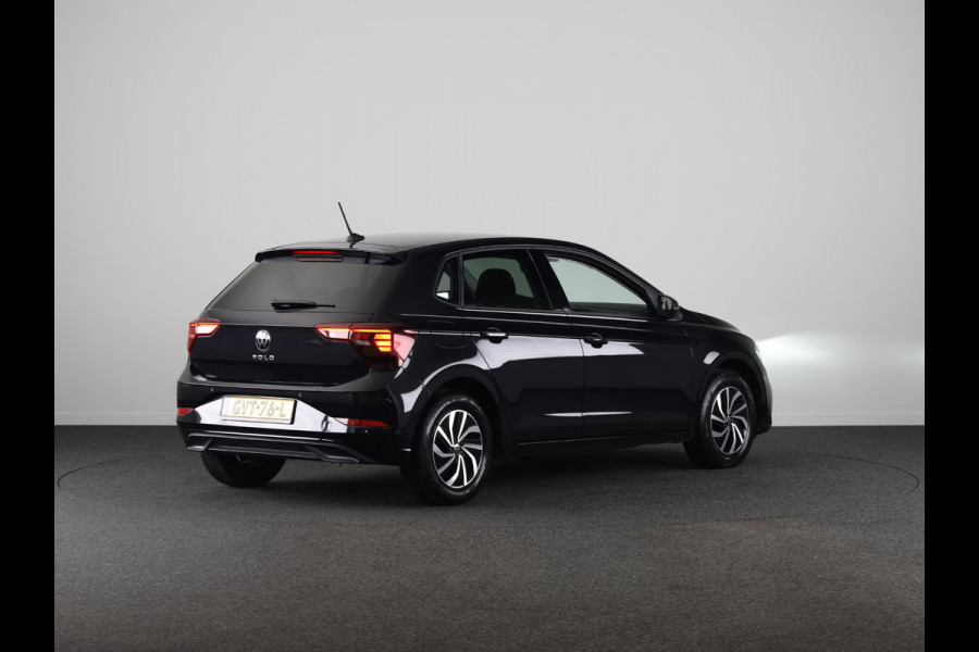 Volkswagen Polo 1.0 TSI Life Edition 95 pk Automaat (DSG) | Verlengde garantie | Navigatie via App | Parkeersensoren achter | Achteruitrijcamera | Apple Carplay/Android Auto |