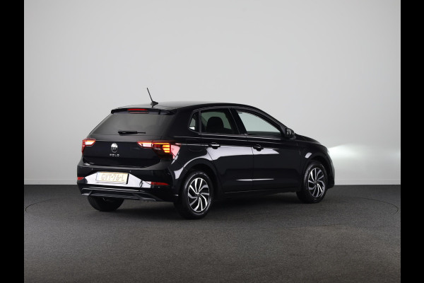 Volkswagen Polo 1.0 TSI Life Edition 95 pk Automaat (DSG) | Verlengde garantie | Navigatie via App | Parkeersensoren achter | Achteruitrijcamera | Apple Carplay/Android Auto |