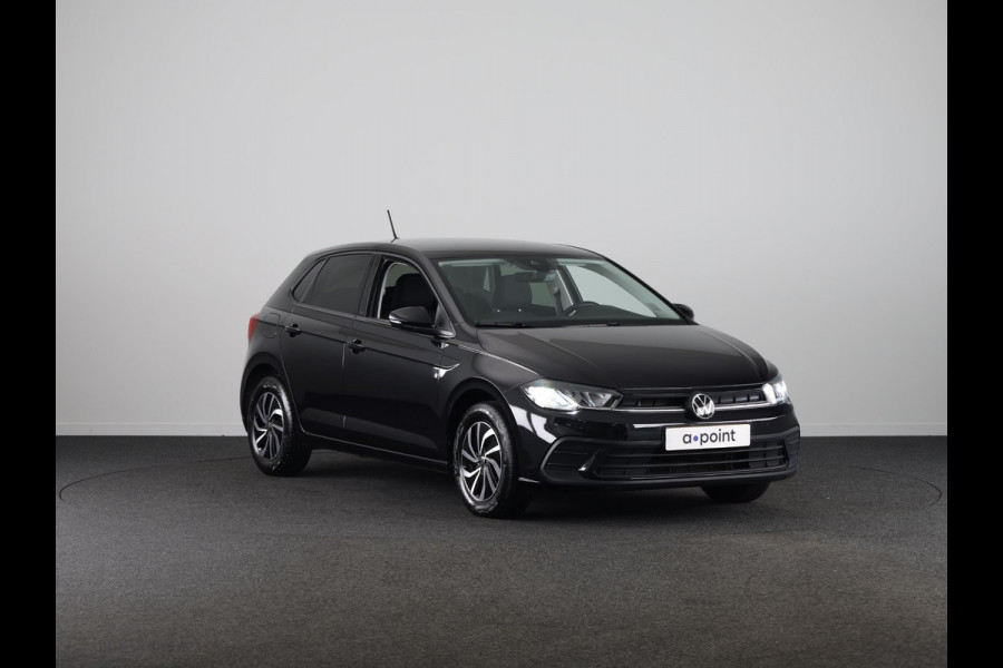 Volkswagen Polo 1.0 TSI Life Edition 95 pk Automaat (DSG) | Verlengde garantie | Navigatie via App | Parkeersensoren achter | Achteruitrijcamera | Apple Carplay/Android Auto |