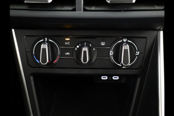 Volkswagen Polo 1.0 TSI Life Edition 95 pk Automaat (DSG) | Verlengde garantie | Navigatie via App | Parkeersensoren achter | Achteruitrijcamera | Apple Carplay/Android Auto |