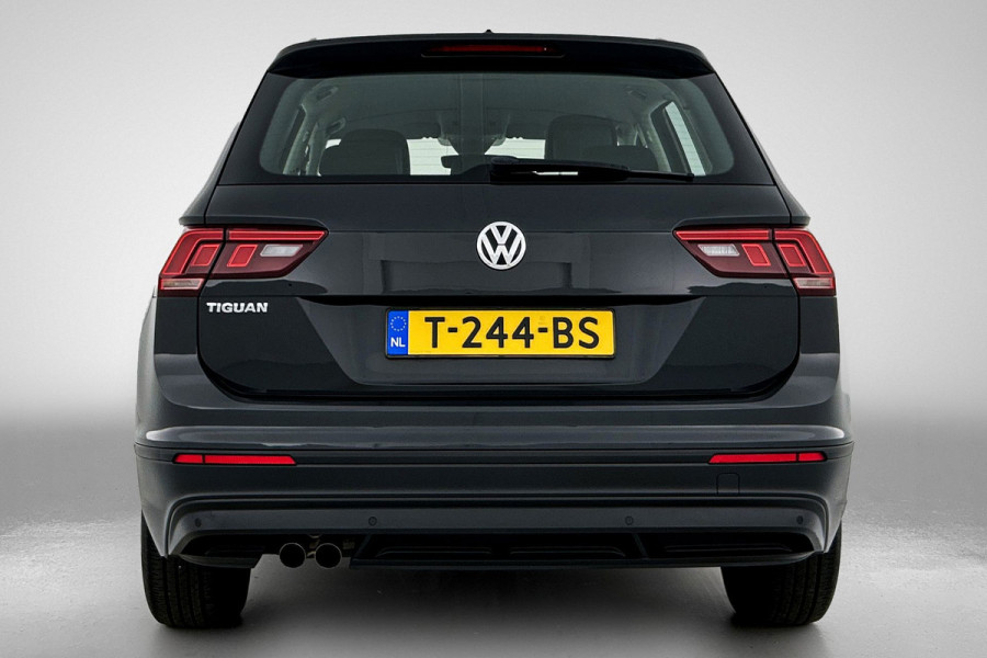 Volkswagen Tiguan 1.5 TSI ACT Highline Business R(Goed OnderH, Navi, Addapt Cruise, ParkeerS V+A, StoelV, Etc)
