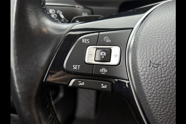 Volkswagen Tiguan 1.5 TSI ACT Highline Business R(Goed OnderH, Navi, Addapt Cruise, ParkeerS V+A, StoelV, Etc)