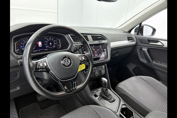 Volkswagen Tiguan 1.5 TSI ACT Highline Business R(Goed OnderH, Navi, Addapt Cruise, ParkeerS V+A, StoelV, Etc)