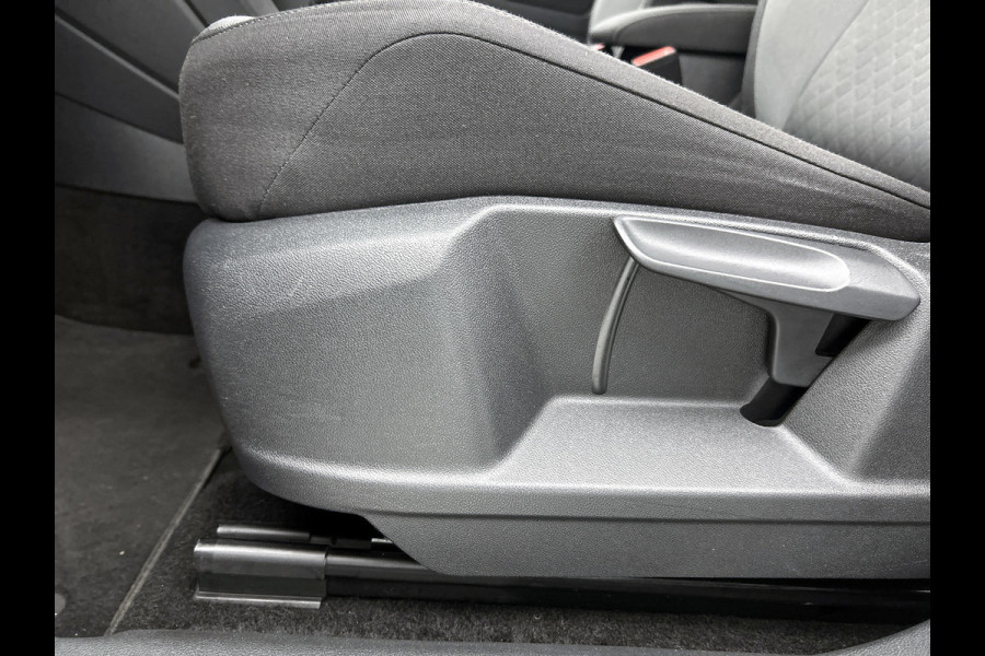 Volkswagen Tiguan 1.5 TSI ACT Highline Business R(Goed OnderH, Navi, Addapt Cruise, ParkeerS V+A, StoelV, Etc)