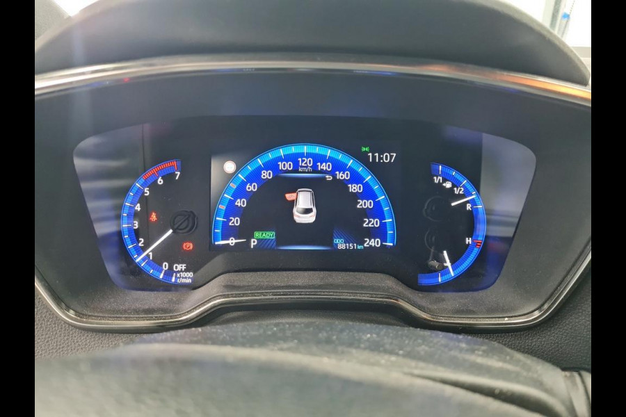 Toyota Corolla Touring Sports 1.8 Hybrid Business Plus Automaat Trekhaak Navigatie Apple Carplay/Android Auto Camera Parkeersensoren Adaptive Cruise Control Ledverlichting Stoelverwarming Climate Control Getinte ramen