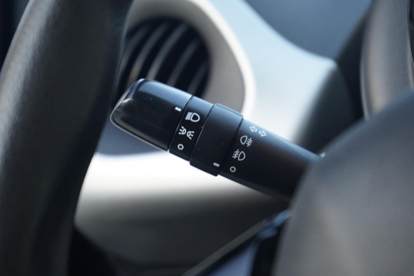 Peugeot 108 1.0 e-VTi Blue Lion | AIRCO | BLUETOOTH | LED