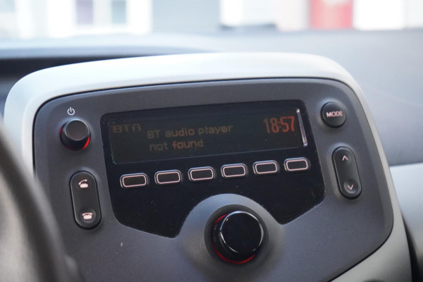 Peugeot 108 1.0 e-VTi Blue Lion | AIRCO | BLUETOOTH | LED