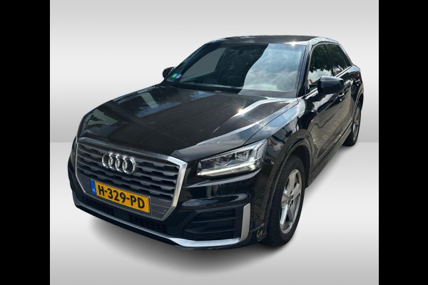 Audi Q2 30 TFSI Sport 3x S-line / Trekhaak / Navigatie / Parkeerhulp achter / 17'' / Getint glas / Cruise Control