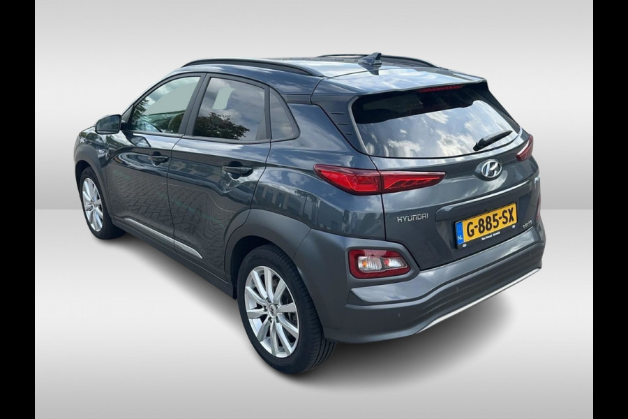 Hyundai Kona EV Premium 64 kWh / Leder / Headup display / Camera / Keyless / Navigatie / Stoel verwarming