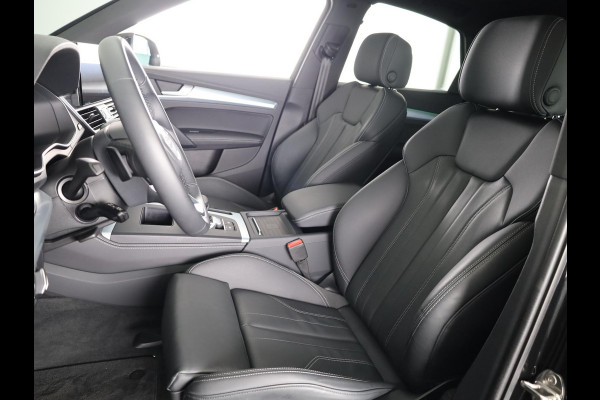 Audi Q5 Sportback 50 TFSI e S edition Competition 299 pk S-tronic | Verlengde garantie | Navigatie via App | Panoramadak | Trekhaak | Parkeersensoren (Park assist) | Rondomzicht camera |