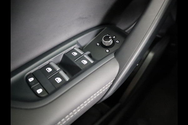 Audi Q5 Sportback 50 TFSI e S edition Competition 299 pk S-tronic | Verlengde garantie | Navigatie via App | Panoramadak | Trekhaak | Parkeersensoren (Park assist) | Rondomzicht camera |