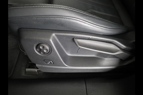 Audi Q5 Sportback 50 TFSI e S edition Competition 299 pk S-tronic | Verlengde garantie | Navigatie via App | Panoramadak | Trekhaak | Parkeersensoren (Park assist) | Rondomzicht camera |