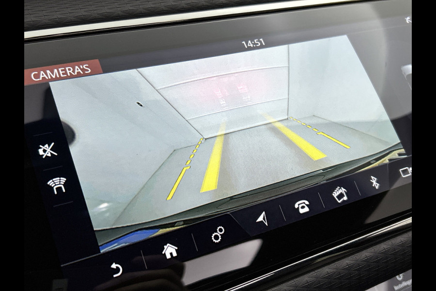 Land Rover Range Rover Evoque 2.0 P200 AWD R-Dynamic S(NL-auto,Dealer OnderH, Pano Dak, Camera, Carplay, Stoel Verwarmd, Etc