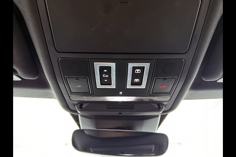 Land Rover Range Rover Evoque 2.0 P200 AWD R-Dynamic S(NL-auto,Dealer OnderH, Pano Dak, Camera, Carplay, Stoel Verwarmd, Etc
