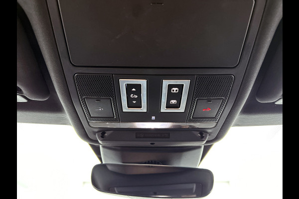 Land Rover Range Rover Evoque 2.0 P200 AWD R-Dynamic S(NL-auto,Dealer OnderH, Pano Dak, Camera, Carplay, Stoel Verwarmd, Etc