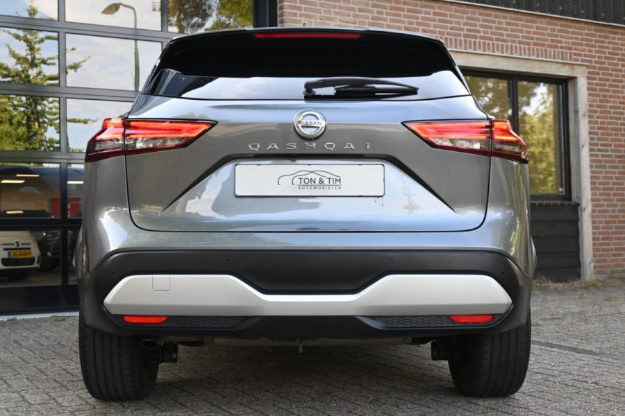 Nissan QASHQAI 1.3 MHEV Xtronic 1stEd Pano Trekhaak H-Leder ProPilot '21 Nissan QASHQAI 1.3 MHEV Xtronic 1stEd Pano Trekhaak H-Leder ProPilot '21