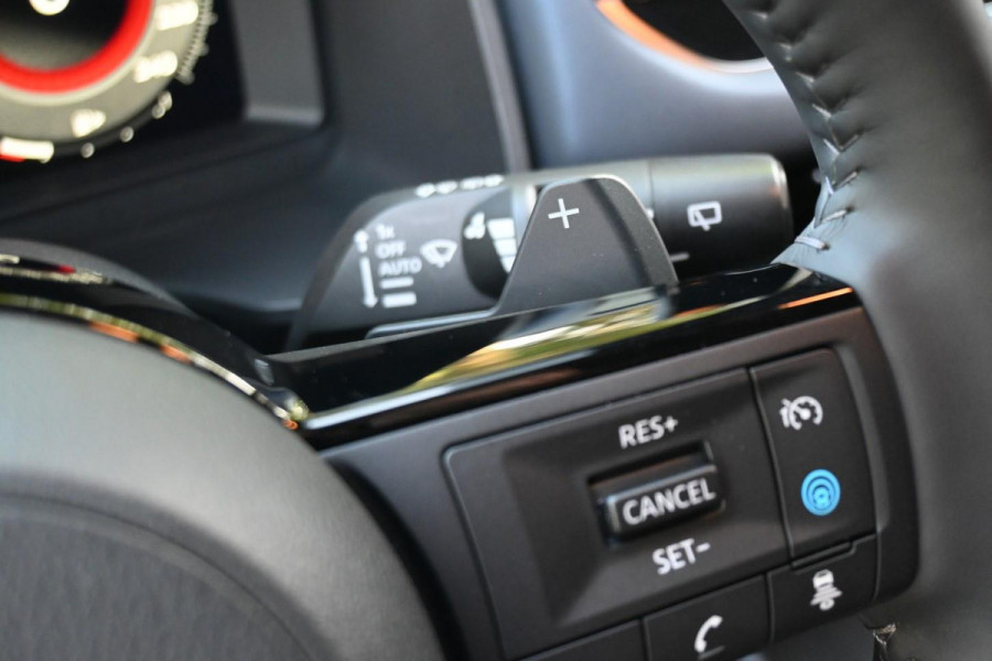 Nissan QASHQAI 1.3 MHEV Xtronic 1stEd Pano Trekhaak H-Leder ProPilot '21 Nissan QASHQAI 1.3 MHEV Xtronic 1stEd Pano Trekhaak H-Leder ProPilot '21