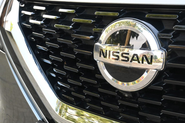 Nissan QASHQAI 1.3 MHEV Xtronic 1stEd Pano Trekhaak H-Leder ProPilot '21 Nissan QASHQAI 1.3 MHEV Xtronic 1stEd Pano Trekhaak H-Leder ProPilot '21